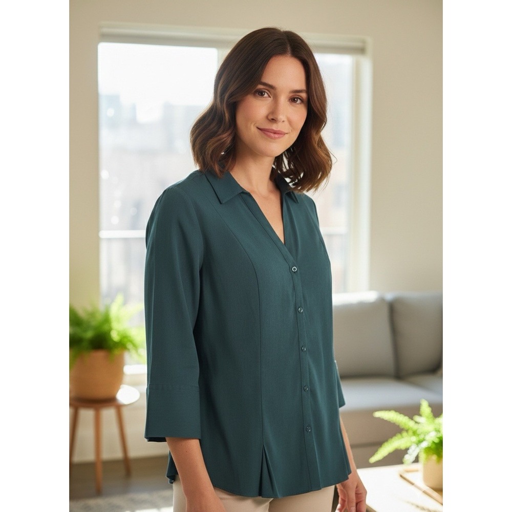 C. Est. 1946 Women's Button Up‎ Shirt Lot of 2 Blue Green Long Sleeve Size L